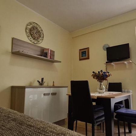 EM Holiday Apartment Quartu SantʼElena Exterior foto