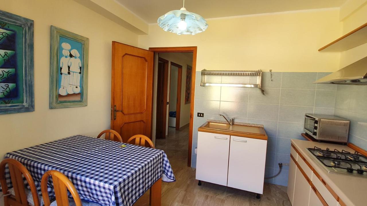 EM Holiday Apartment Quartu SantʼElena Exterior foto