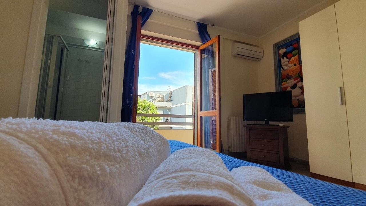 EM Holiday Apartment Quartu SantʼElena Exterior foto