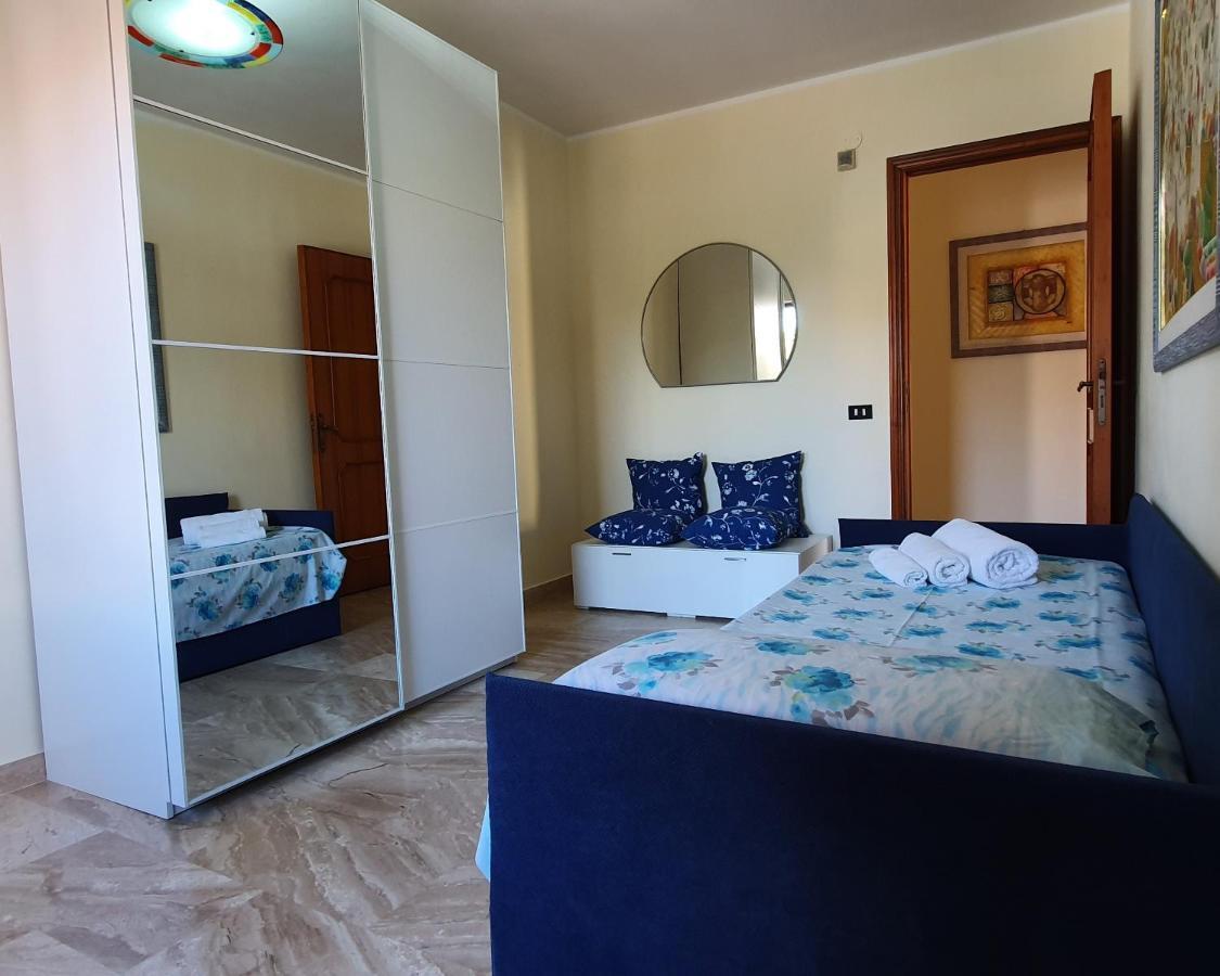 EM Holiday Apartment Quartu SantʼElena Exterior foto